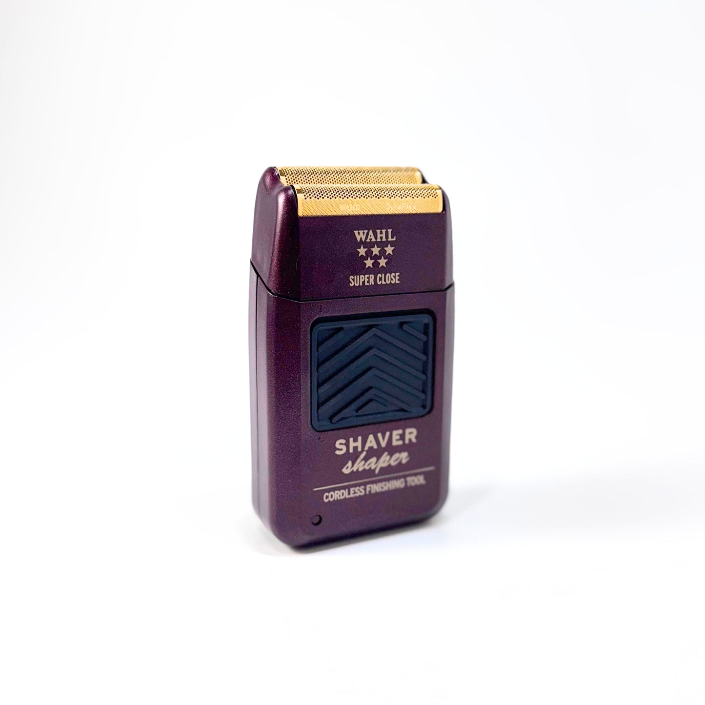 Wahl Professional 5 Star Super Close Cordless Double Foil Shaver Shaper Standing angle