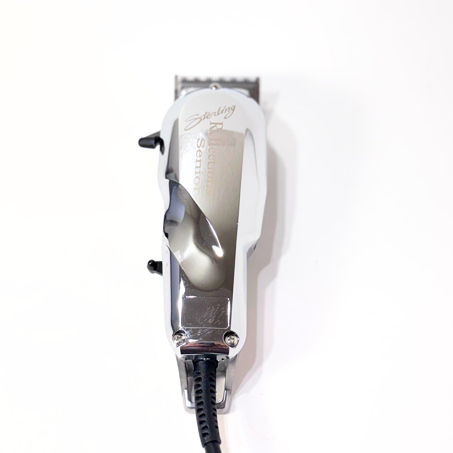 Wahl Reflections senior silver clipper laying flat